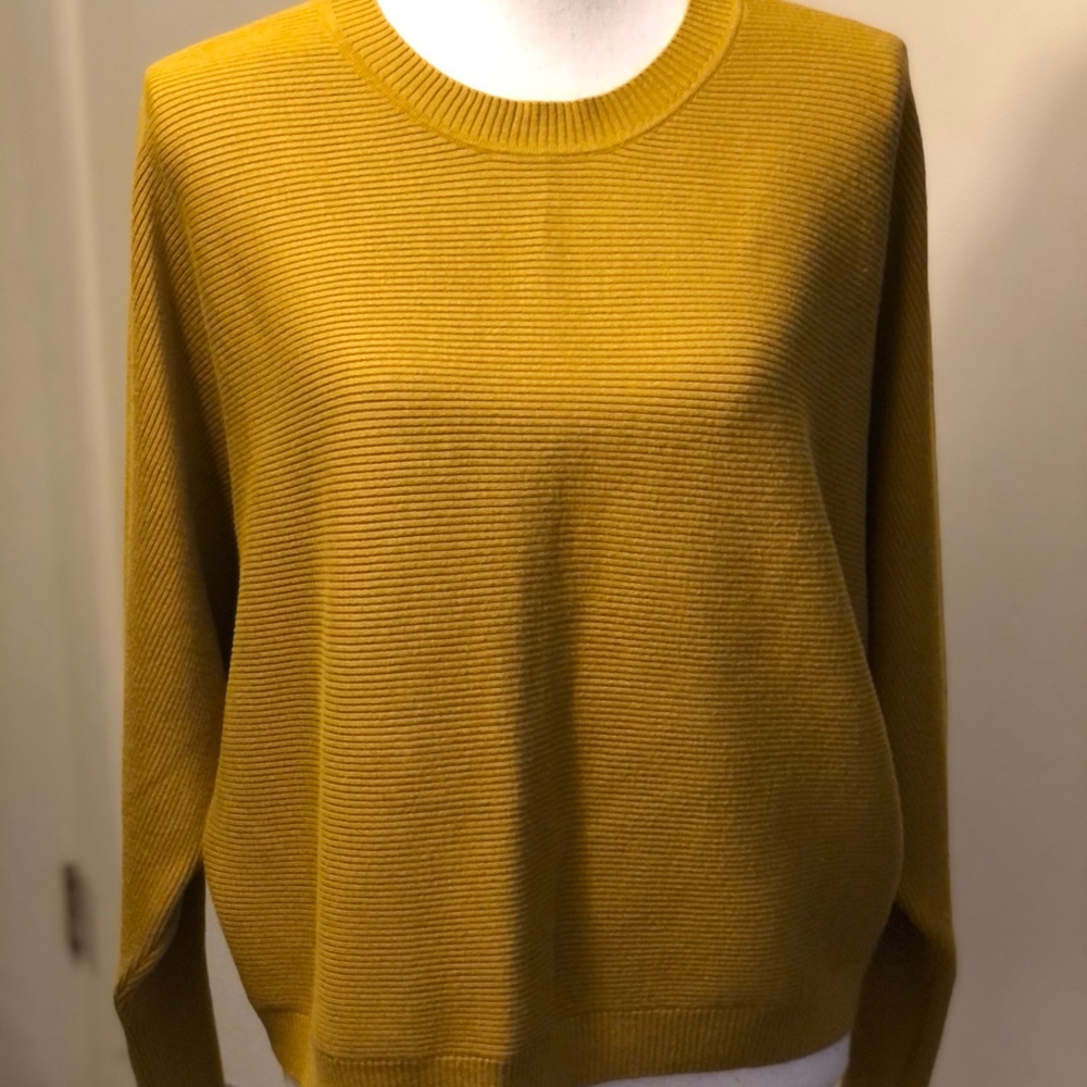 Cropped Ribbed Sweater